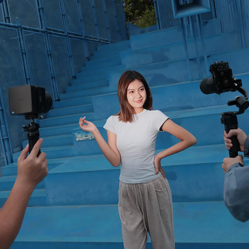 Luz Led Bicolor Portatil Ulanzi EC65 De 65W